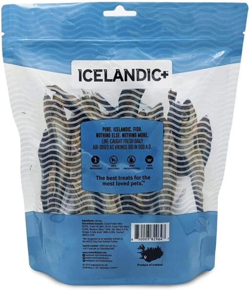 Icelandic+ Herring Whole Fish Natural Dehydrated Dog Treats - 9 Oz -Tropiclean Store icelandic herring whole fish natural dehydrated dog treats 12 oz 517789