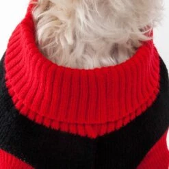 Pet Life ® Snow Flake Cable-Knitted Ribbed Fashion Turtle Neck Dog Sweater -Tropiclean Store pet life r snow flake cable knitted ribbed fashion turtle neck dog sweater 475603