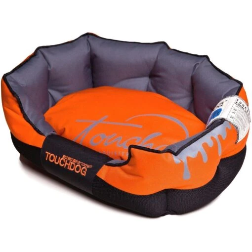 Touchdog ® 'Performance-Max' Sporty Reflective Water-Resistant Dog Bed -Tropiclean Store touchdog r performance max sporty comfort cushioned reflective water resistant fashion pet dog bed mat 120424