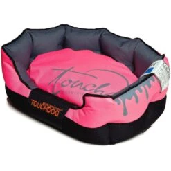 Touchdog ® 'Performance-Max' Sporty Reflective Water-Resistant Dog Bed -Tropiclean Store touchdog r performance max sporty comfort cushioned reflective water resistant fashion pet dog bed mat 250215